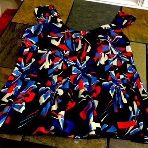 Nine West sleeveless, Multicolored Top. Size 4